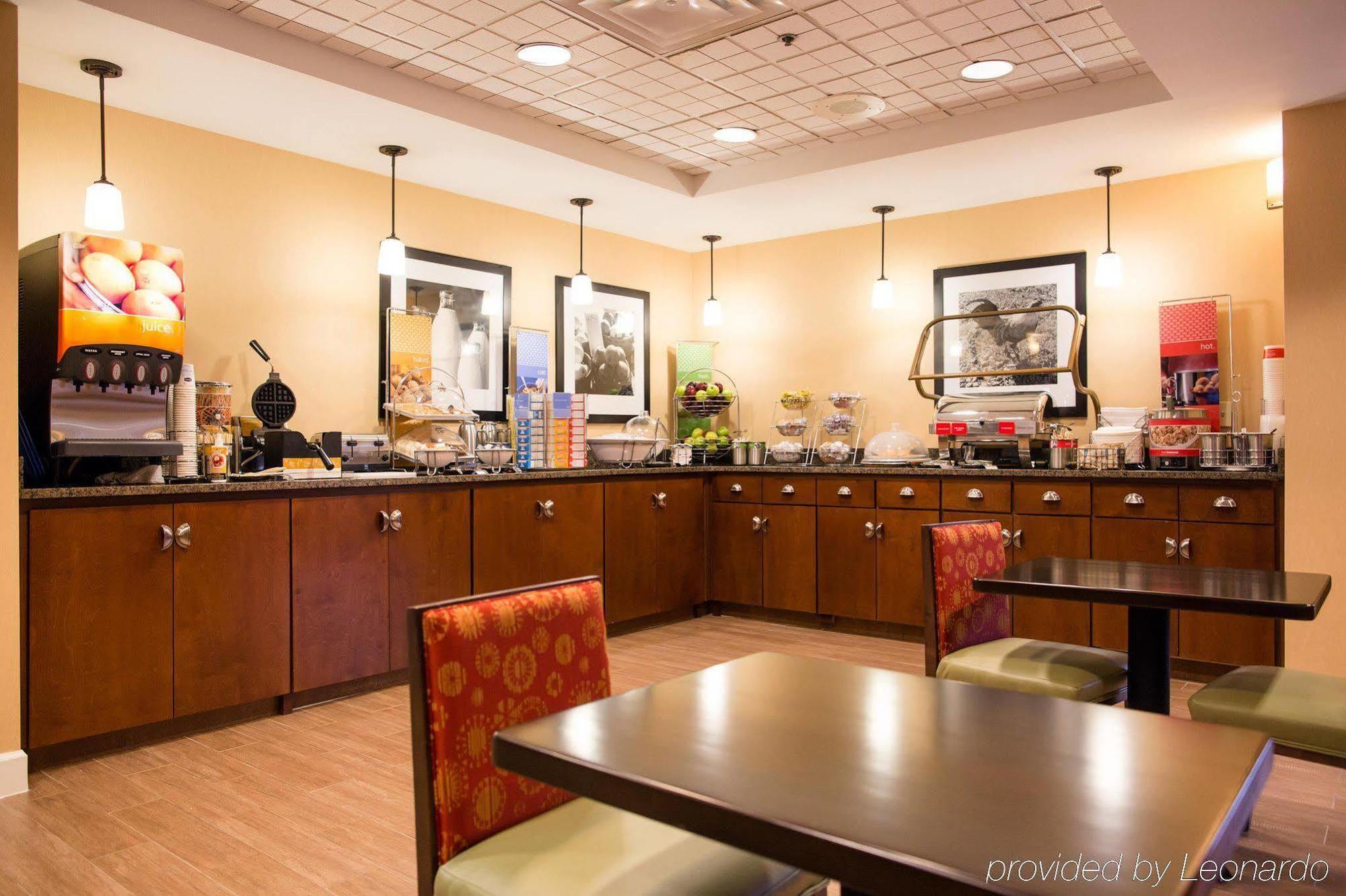 Hampton Inn Columbus-North Kültér fotó