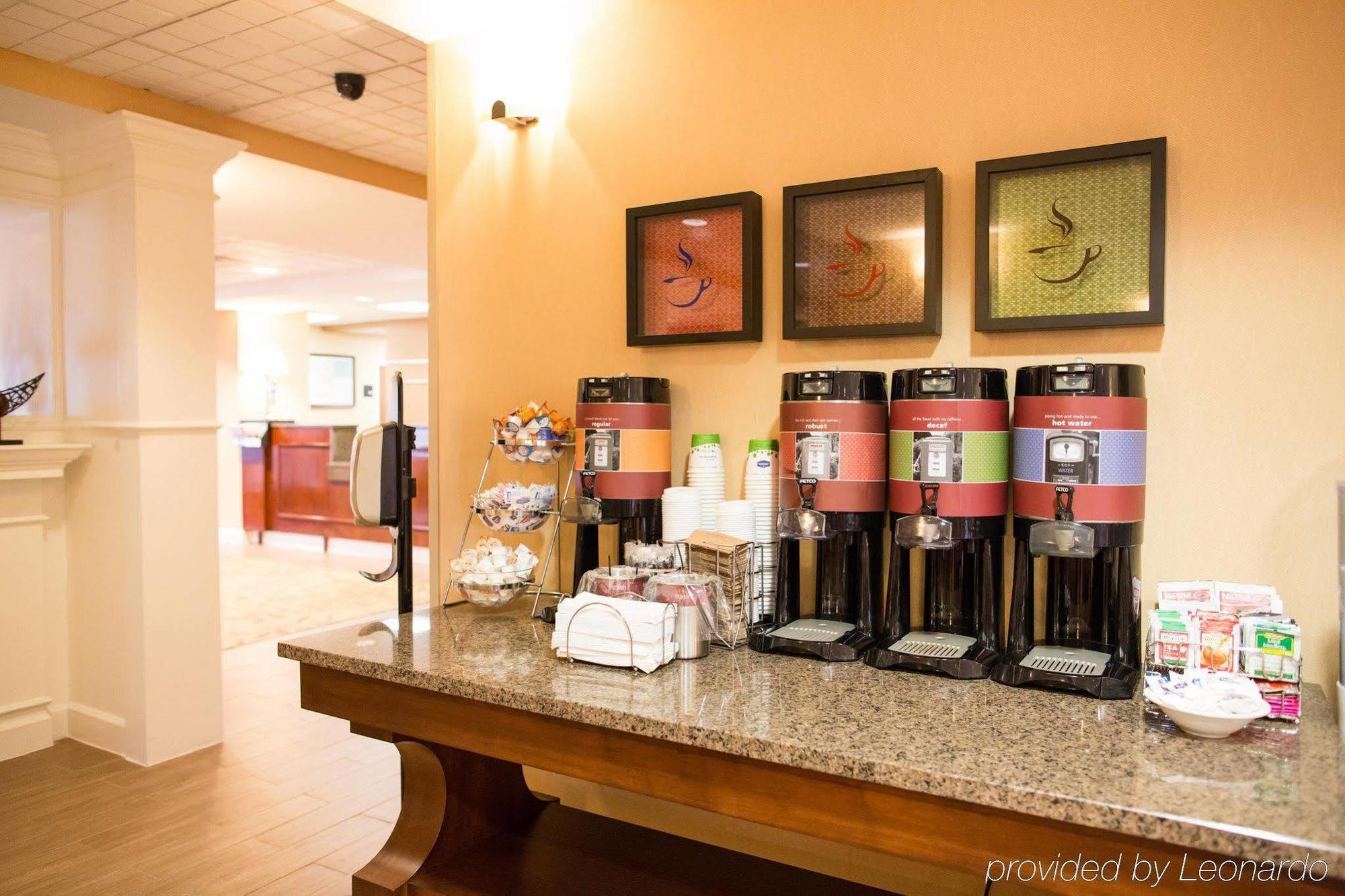 Hampton Inn Columbus-North Kültér fotó